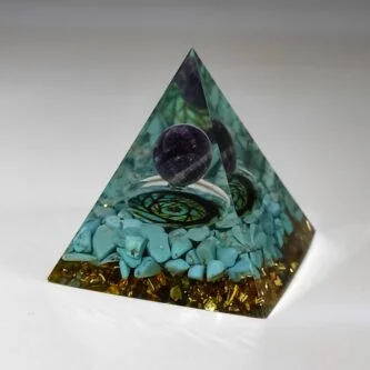 Orgonite pyramid turquoise amethyst 5